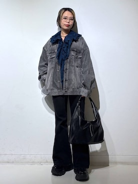 「PAGEBOY（ページボーイ）のプラットチャンキースニーカー【3サイズ展開・軽量】（スニーカー、ブラック系）」を使った、えみちさん（レディース・155cm）の春コーディネート