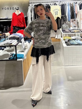 「PAGEBOY（ページボーイ）のアイテム（パンツ）」を使った、えみちさん（レディース・155cm）の春コーディネート