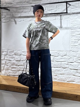 「PAGEBOY（ページボーイ）のプラットチャンキースニーカー【3サイズ展開・軽量】（スニーカー、ブラック系）」を使った、えみちさん（レディース・155cm）の春コーディネート