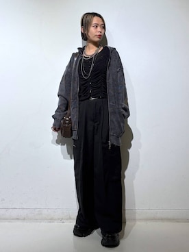 「PAGEBOY（ページボーイ）のプラットチャンキースニーカー【3サイズ展開・軽量】（スニーカー、ブラック系）」を使った、えみちさん（レディース・155cm）の春コーディネート