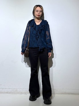 「PAGEBOY（ページボーイ）のプラットチャンキースニーカー【3サイズ展開・軽量】（スニーカー、ブラック系）」を使った、えみちさん（レディース・155cm）の春コーディネート