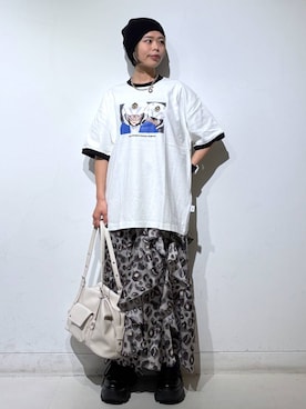 「PAGEBOY（ページボーイ）のプラットチャンキースニーカー【3サイズ展開・軽量】（スニーカー、ブラック系）」を使った、えみちさん（レディース・155cm）の春コーディネート