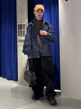 「アイテム（カーゴパンツ）」を使った、えみちさん（レディース・155cm）の秋コーディネート