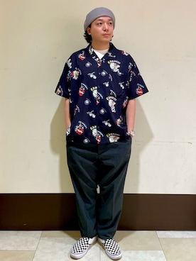 「OVERRIDE」｜「アイテム（スリッポン）」を使った、ひろあきさん（メンズ・168cm）の春コーディネート