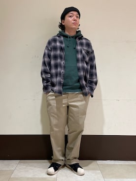 「OVERRIDE」｜「アイテム（チノパンツ）」を使った、ひろあきさん（メンズ・168cm）の冬コーディネート