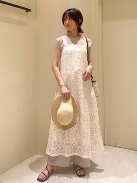 「アイテム（ニット/セーター）」を使った、aikoさん（レディース・168cm）の夏コーディネート