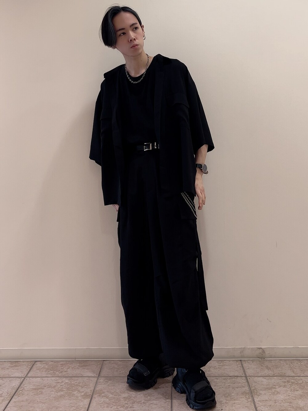 「モード、ストリート、キレイめ、セットアップ、春コーデ、夏コーデ、低身長」｜「JUNREDのital. from JUNRed / bean bracelet connected（ブレスレット、シルバー系）」を使った、hikaaa1231さん（メンズ・170cm）の夏コーディネートの1枚目の写真