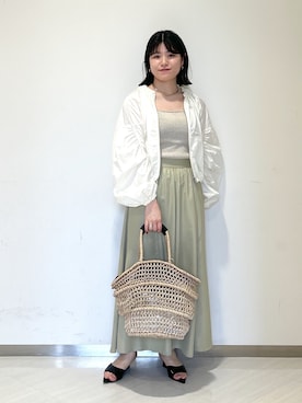 「ピクニック」｜「アイテム（ジャケット/アウター）」を使った、めいさん（レディース・159cm）の春コーディネート