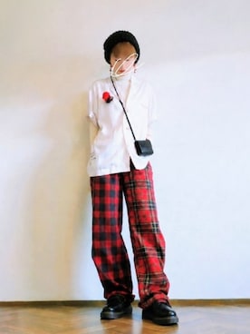 「nop de nod（ノップドゥノッド）のmiscチェックストレートパンツ（その他パンツ、レッド系）」を使った、あいさん（レディース・153cm）の秋コーディネート