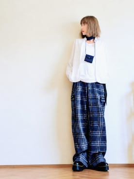 「Dr. Martens（ドクターマーチン）のDr. Martens/ドクターマーチン JADON 8ホールブーツ 15265001（ブーツ、ブラック系）」を使った、あいさん（レディース・153cm）の秋コーディネート