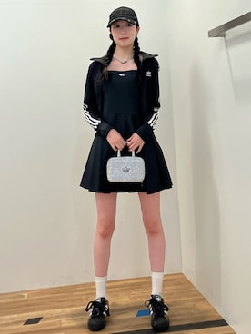 「アイテム（ジャージ）」を使った、KAさん（レディース・164cm）の夏コーディネート
