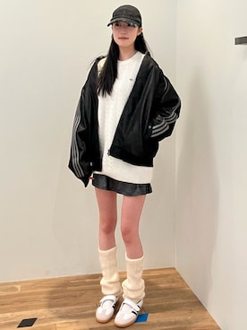 「アイテム（レッグウォーマー）」を使った、KAさん（レディース・164cm）の冬コーディネート