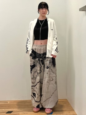 「アイテム（ジャージ）」を使った、KAさん（レディース・164cm）の秋コーディネート