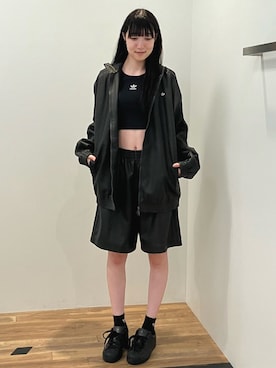 「アディダスオリジナルス」｜「アイテム（Tシャツ/カットソー）」を使った、KAさん（レディース・164cm）の夏コーディネート