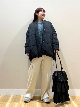 「ITEMS URBANRESEARCH（アイテムズ アーバンリサーチ）のミックスシャギーニット（ニット/セーター）」を使った、みよしさん（レディース・159cm）の冬コーディネート