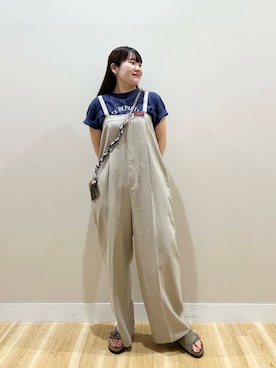 「アイテム（オールインワン・サロペット、ベージュ系）」を使った、みよしさん（レディース・159cm）の夏コーディネート