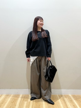 「ITEMS URBANRESEARCH（アイテムズ アーバンリサーチ）のドルマンスリーブポンチプルオーバー（Tシャツ/カットソー、ブラック系）」を使った、みよしさん（レディース・159cm）の春コーディネート
