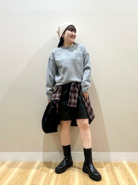 「ITEMS URBANRESEARCH（アイテムズ アーバンリサーチ）の起毛チェックルーズシャツ（シャツ/ブラウス）」を使った、みよしさん（レディース・159cm）の秋コーディネート
