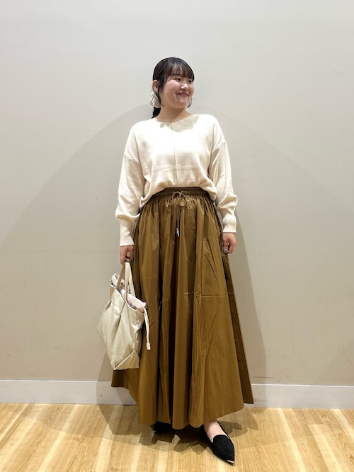 洗濯可』アウトリンキングVネックニット（ニット/セーター