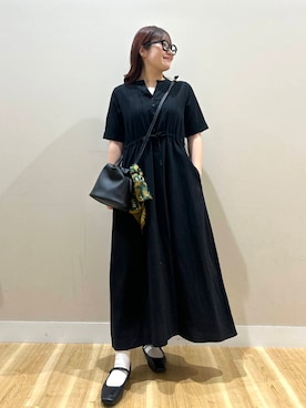 「RODE SKO（ロデスコ）のアイテム（財布/小物）」を使った、みよしさん（レディース・159cm）の春コーディネート