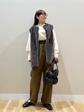 「SMELLY（スメリー）のアイテム（ピアス（両耳用））」を使った、みよしさん（レディース・159cm）の秋コーディネート