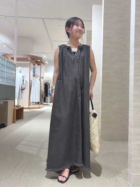 「Jena espace merveilleux(ジェナ エスパスメルヴェイユ)の2WAYリネンリボンワンピ(ワンピース、グレー系)」を使った、おみつさん(レディース・147cm)の春コーディネート