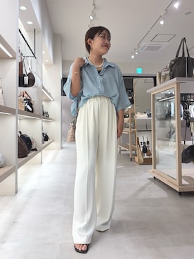 「Jena espace merveilleux(ジェナ エスパスメルヴェイユ)の【抜け感/上品】シアーデニムドルマンシャツ(シャツ/ブラウス、ブルー系)」を使った、おみつさん(レディース・147cm)の夏コーディネート