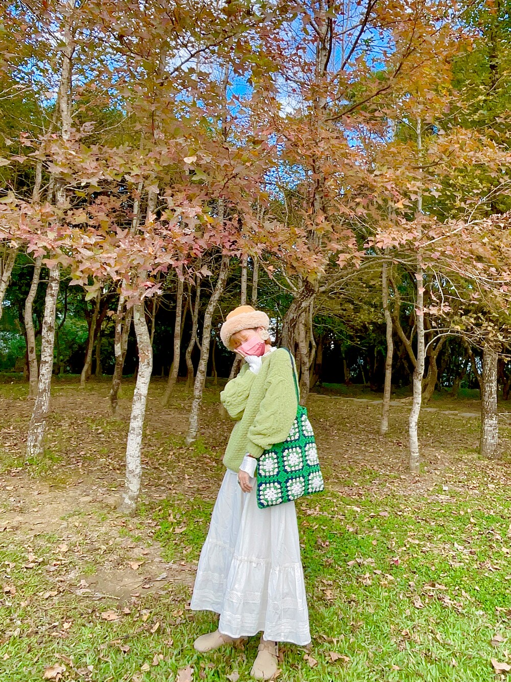「ootd、休閒、日系極簡、冬コーデ、女の子」｜「RAY CASSINのアイテム（ニット/セーター、グリーン系）」を使った、peiさんさん（レディース・164cm）の冬コーディネートの1枚目の写真