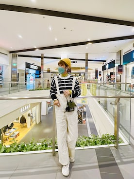 「Ungrid（アングリッド）のアイテム（サロペット/オーバーオール）」を使った、peiさんさん（レディース・164cm）の秋コーディネート