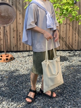 「LAKOLE（ラコレ）のアイテム（トートバッグ）」を使った、ゆすけさん（メンズ・159cm）の夏コーディネート