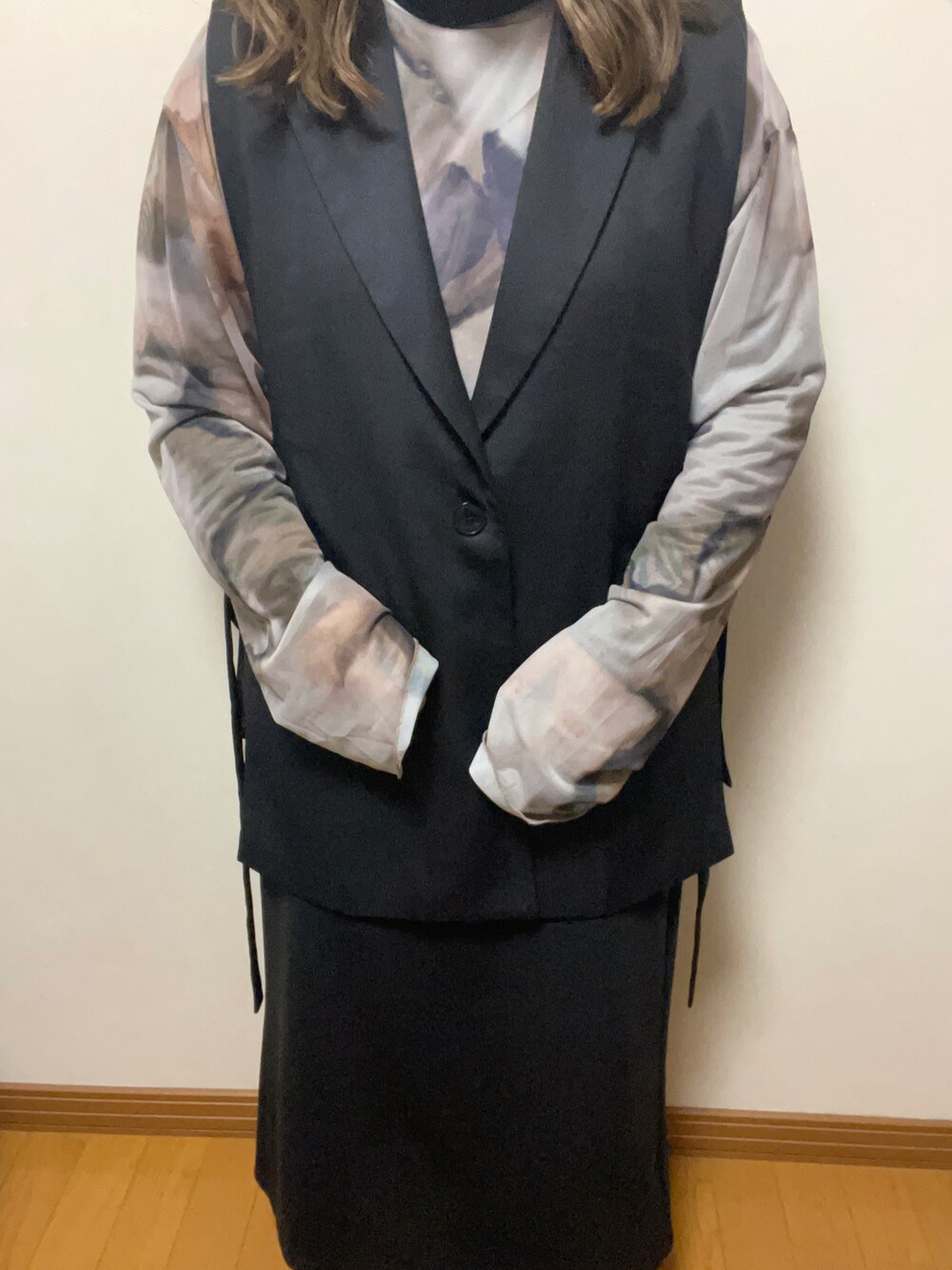 「未来のWEARISTAプロジェクト、秋冬、休日コーデ、秋服、低身長女子、スカートスタイル、プチプラ、低身長、SHEIN、休日、着回しコーデ、ootd」｜「FREAK'S STOREのGREGORY × FREAK'S STORE/グレゴリー 別注LAUGHING SHOULDER QUILT/別注ラッフィングショルダーキルト（ショルダーバッグ、ブラック系）」を使った、あじさん（レディース・153cm）の秋コーディネートの1枚目の写真