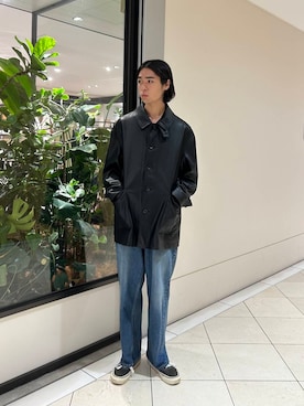 「アイテム（カバーオール）」を使った、智哉さん（メンズ・177cm）の秋コーディネート