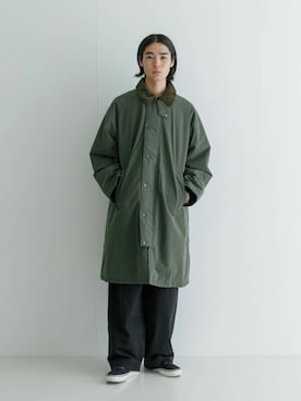 「アイテム（ステンカラーコート）」を使った、智哉さん（メンズ・177cm）の秋コーディネート