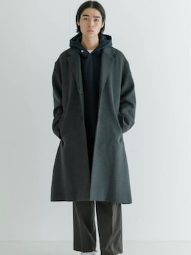 「アイテム（チェスターコート）」を使った、智哉さん（メンズ・177cm）の秋コーディネート