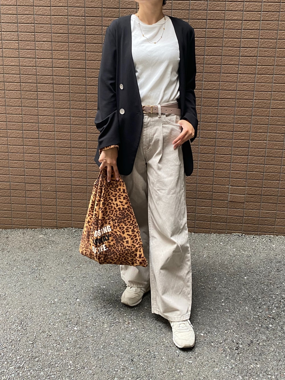 COLLAGE GALLARDAGALANTEのノーカラージャケットを使った人気