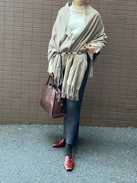 「アイテム（ストール/ショール）」を使った、sandaisandaiさん（レディース・159cm）の秋コーディネート