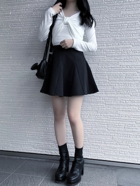 「韓国好きな人と繋がりたい」｜「アイテム（ブーツ）」を使った、𝙉𝙀𝙊 ♡さん（レディース・157cm）の秋コーディネート
