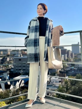 「ストレートパンツ」｜「アイテム（ステンカラーコート）」を使った、chihoさん（レディース・166cm）の秋コーディネート