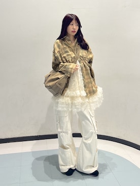 「w closet（ダブルクローゼット）のネルチェックギャザーシャツ（シャツ/ブラウス、ベージュ系）」を使った、アベさん（レディース・164cm）の春コーディネート