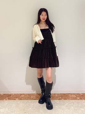 「w closet（ダブルクローゼット）のアイテム（Tシャツ/カットソー）」を使った、アベさん（レディース・163cm）の秋コーディネート
