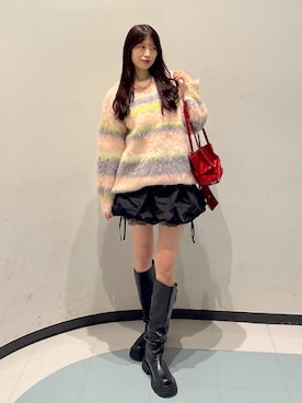 「アイテム（トートバッグ、レッド系）」を使った、アベさん（レディース・163cm）の冬コーディネート