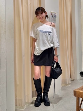 「Ungrid（アングリッド）のUV機能ワンショルロゴコンパクトTee（Tシャツ/カットソー、ホワイト系）」を使った、多田詩音さん（レディース・152cm）の夏コーディネート