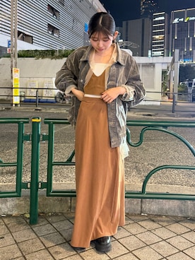 「アイテム（デニムジャケット）」を使った、多田詩音さん（レディース・152cm）の秋コーディネート