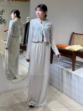 「Ungrid（アングリッド）のカシミヤ混レイヤードデザインカーディガン（カーディガン/ボレロ、ホワイト系）」を使った、多田詩音さん（レディース・152cm）の冬コーディネート