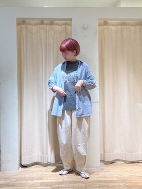 「アイテム（ドレスシューズ、ベージュ系）」を使った、春さん（レディース・157cm）の夏コーディネート