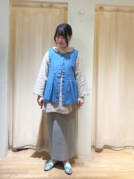 「アイテム（ドレスシューズ、グリーン系）」を使った、春さん（レディース・157cm）の春コーディネート