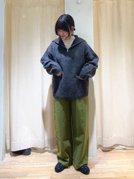 「アイテム（ドレスシューズ、グレー系）」を使った、春さん（レディース・157cm）の秋コーディネート