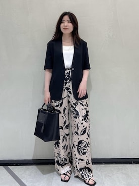 「E'POR（エポール）の【E'POR】BOAT BAG Medium/撥水・軽量・26SS新色（トートバッグ、ブラック系）」を使った、Hiyoさん（レディース・153cm）の夏コーディネート