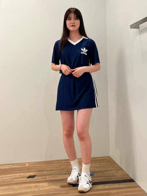 【23区ゴルフ】襟付き 半袖 ワンピース ペチパンツ付『Ⅱ』グレー☆ストライプ アディダスオリジナル ニットワンピース （アディダスゴルフ