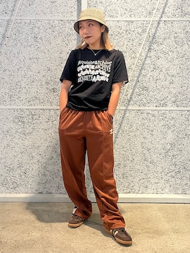 「サンバ」｜「アイテム（スウェットパンツ）」を使った、nobさん（レディース・149cm）の秋コーディネート